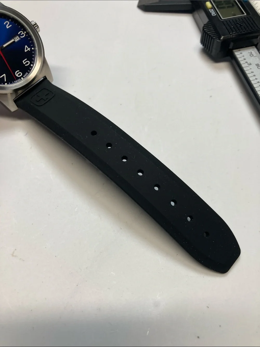 Swiss Military Field Classic, blue Dial, black Silicone Strap, new battery